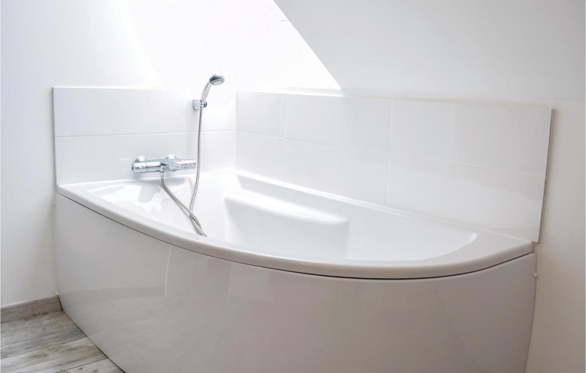 Amazing Home In Saint-Germain-Sur-Ay With Wifi ภายนอก รูปภาพ