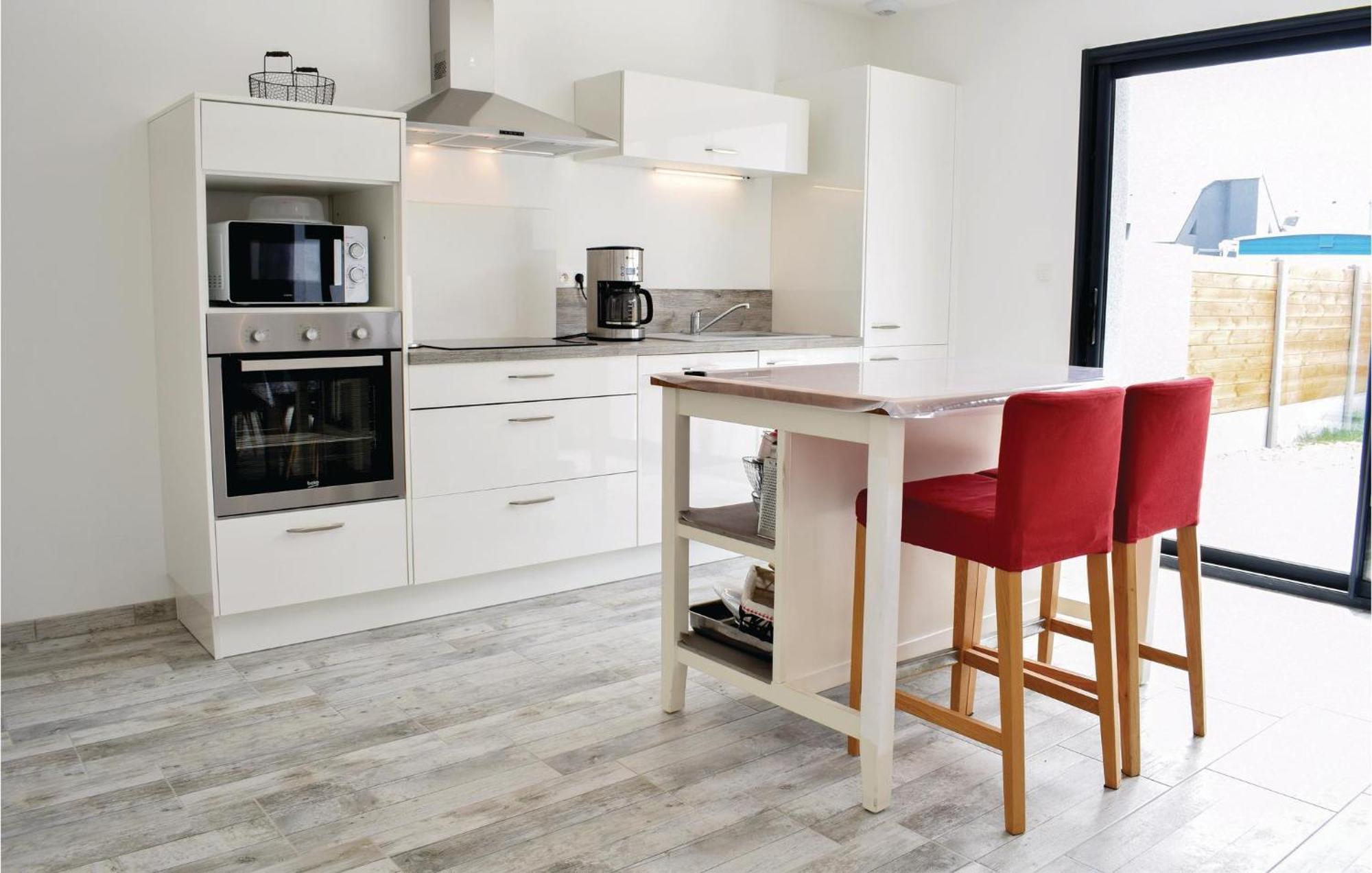 Amazing Home In Saint-Germain-Sur-Ay With Wifi ภายนอก รูปภาพ