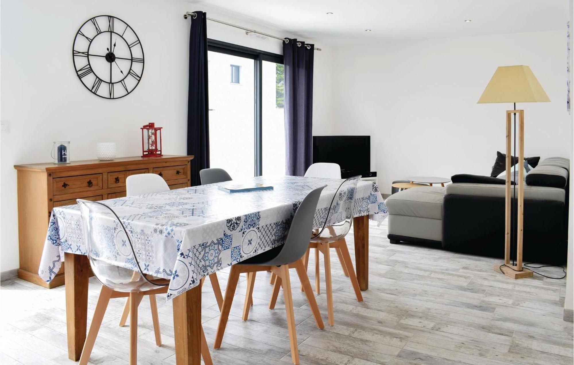 Amazing Home In Saint-Germain-Sur-Ay With Wifi ภายนอก รูปภาพ